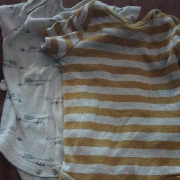 None Other - Striped & Arrow Print Kids Onesie Bundle – Size 3/6 Months, Smoke-Free Home